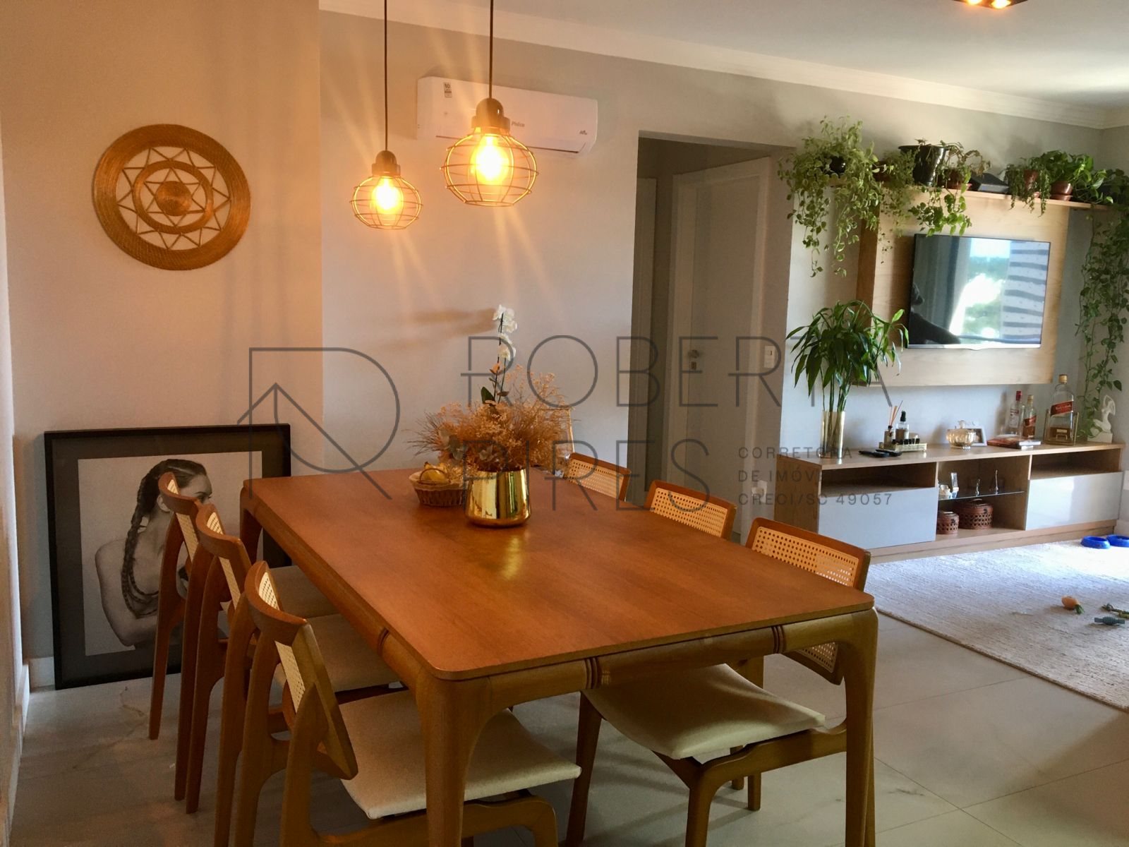 Amplo apartamento na Praia Brava – foto 4