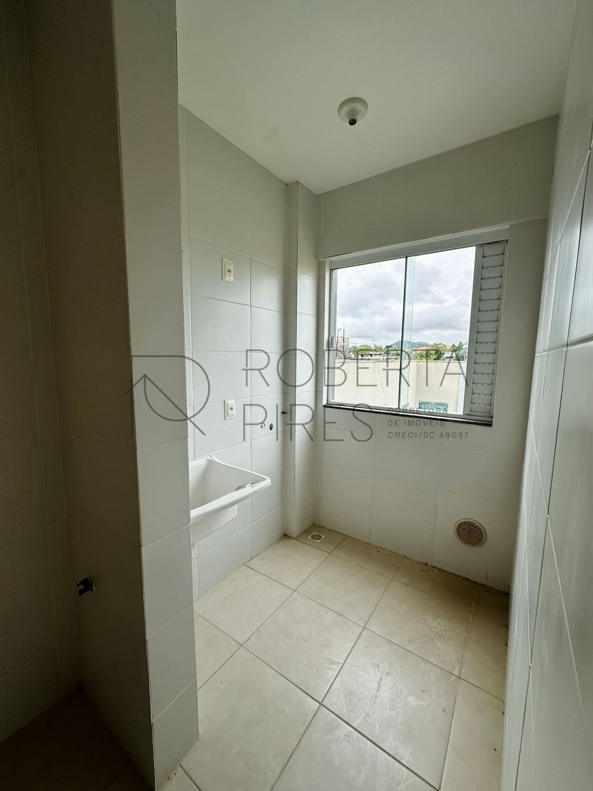 Apartamento à Venda no Bairro Santa Regina – foto 2