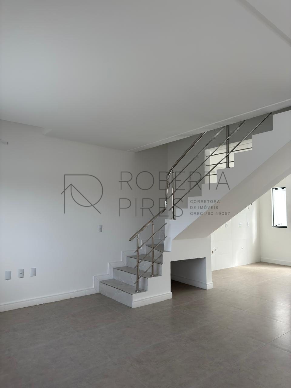 Sobrado novo com piscina, no bairro Rio Pequeno – foto 5