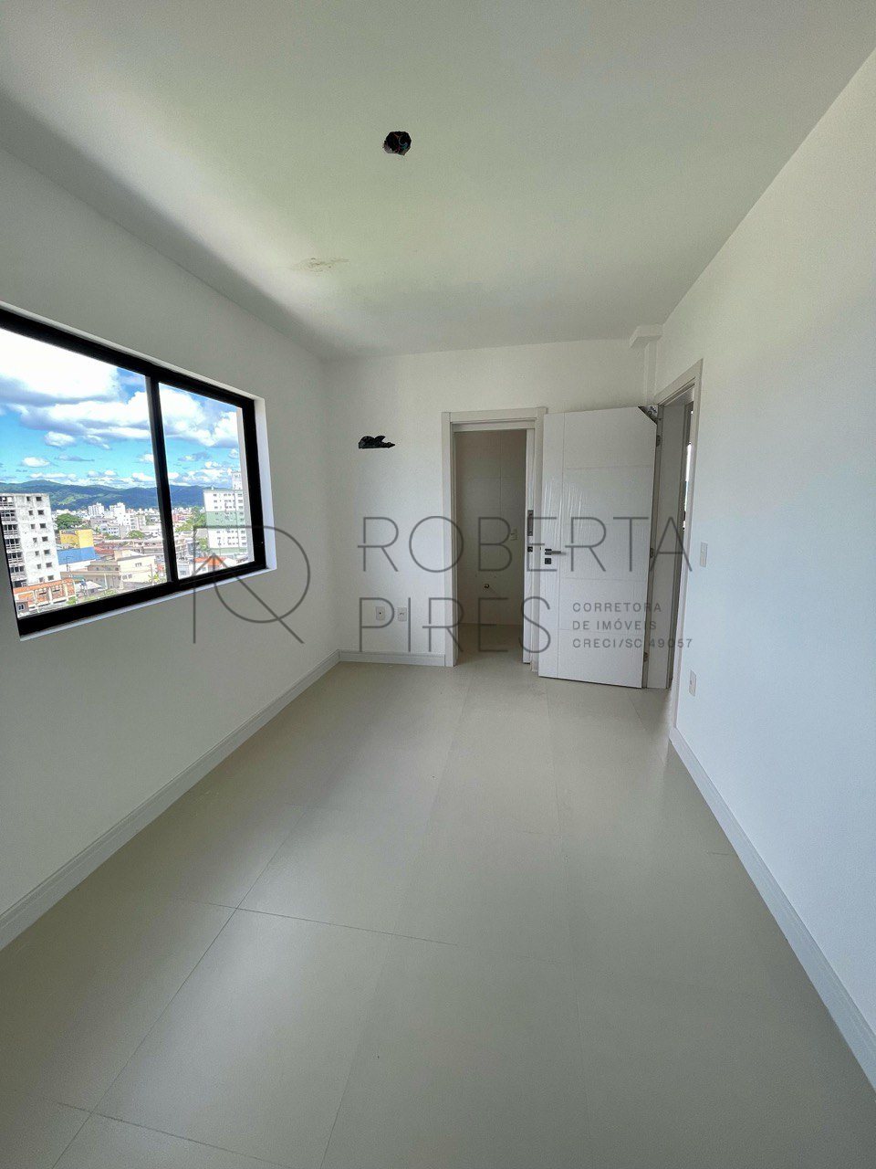 Apto no Centro de Camboriú - 1 por andar – foto 3