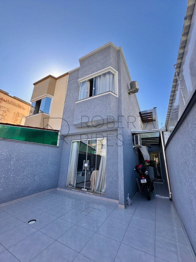 Sobrado 2 Quartos (1 suíte) – Rio Pequeno, Camboriú