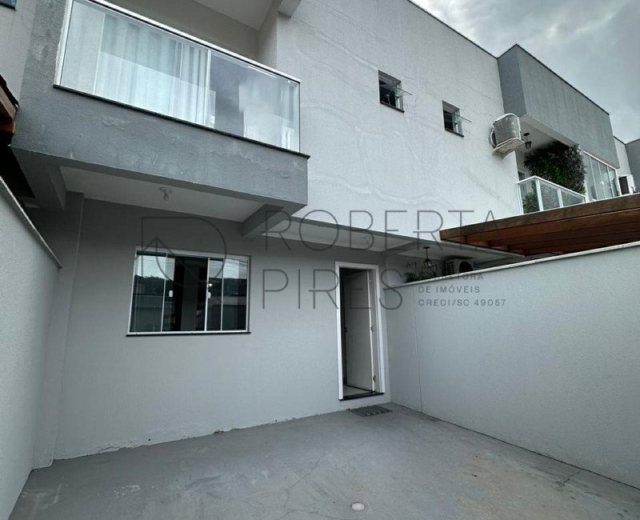 Sobrado 2 Quartos – Rio Pequeno, Camboriú