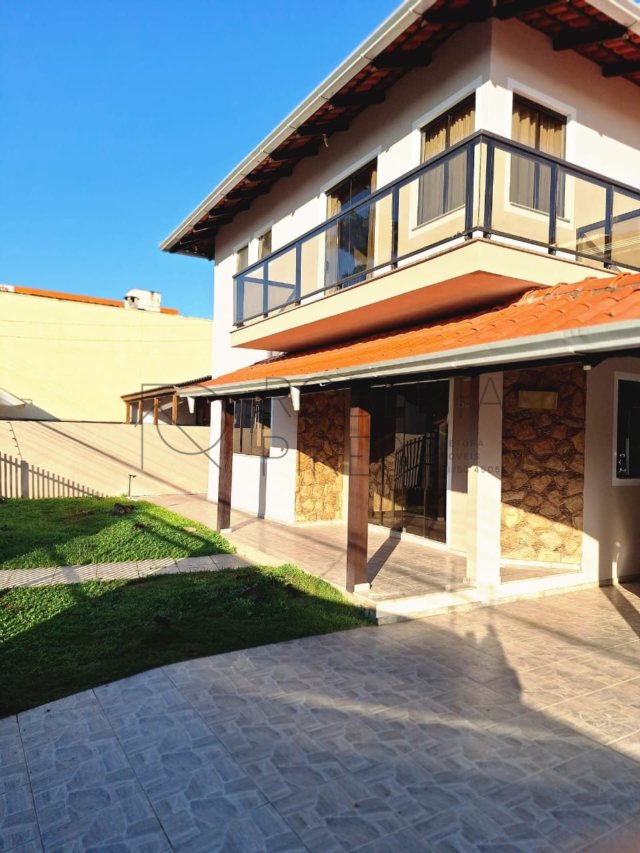 Casa 5 Quartos (2 suítes) – Centro, Camboriú